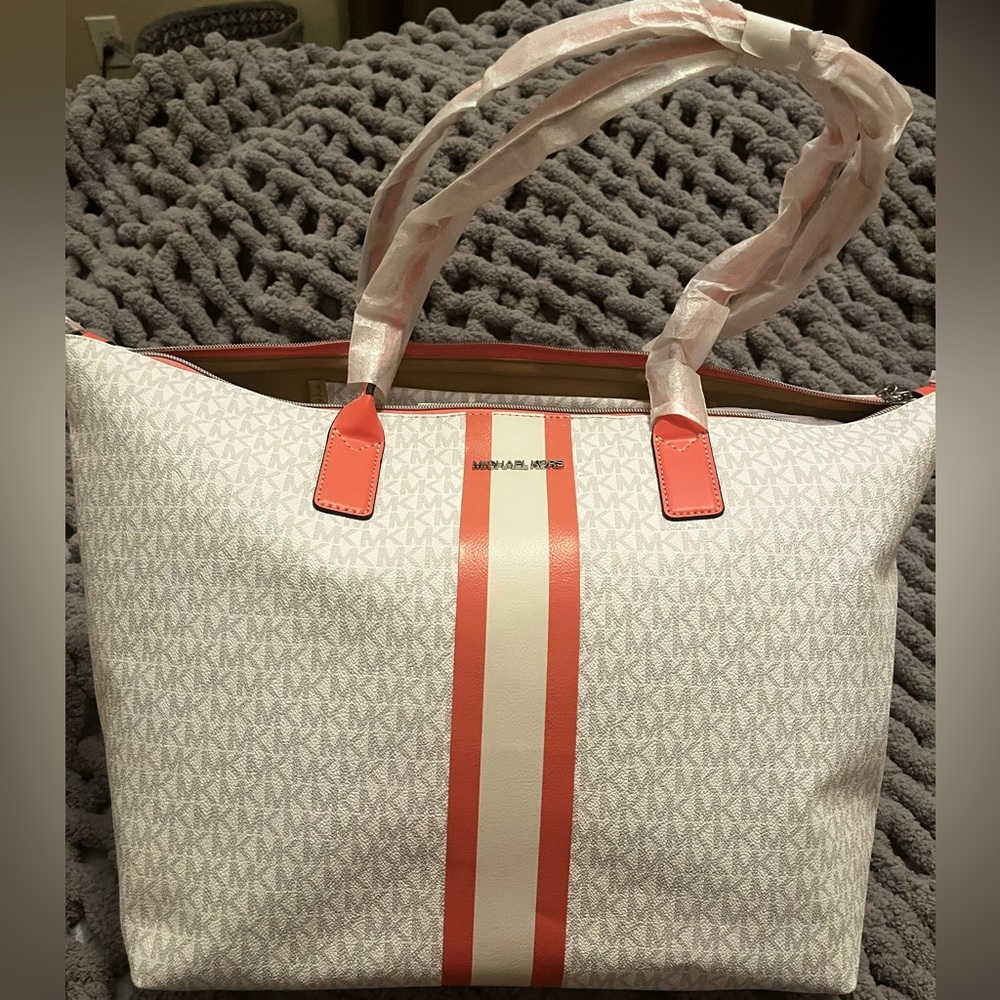 New with tags Michael Kors tote bag